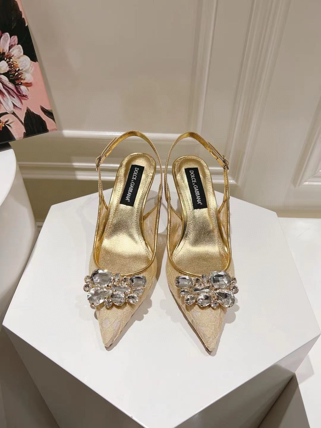 Replica Dolce & Gabbana Rainbow Slingbacks Pumps 60mm in Gold Lace